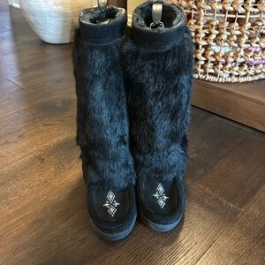 Manitobah Mukluk boots